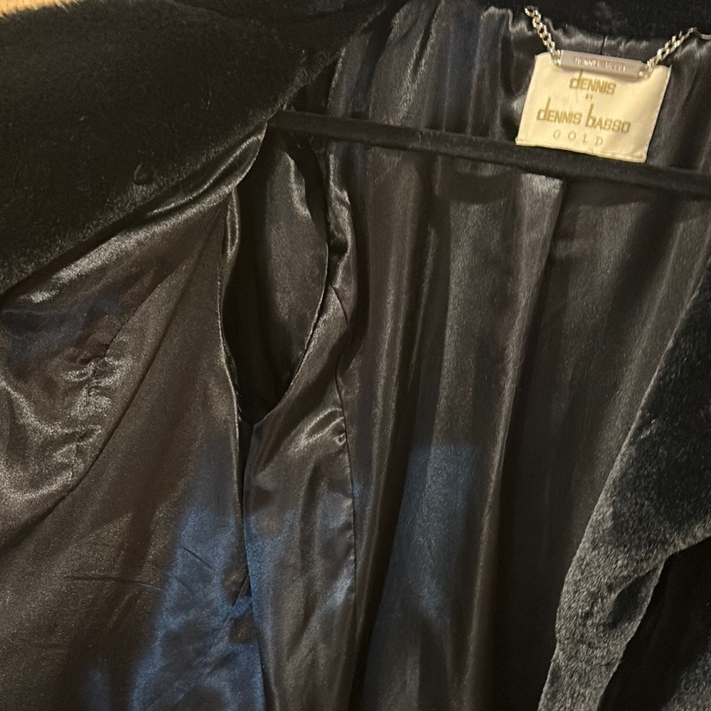 Vintage Luxurious Black Teddy Jacket with Plush Faux Fur - Picture 6 of 8